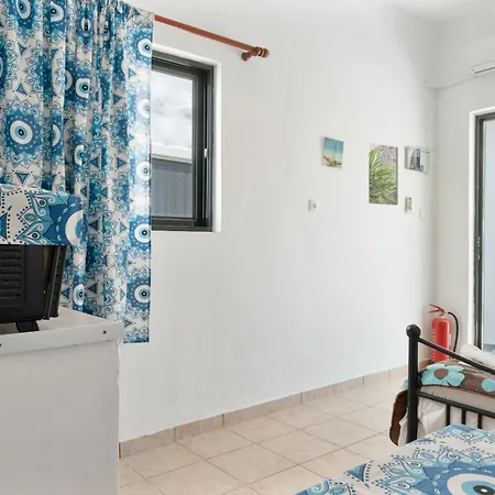 Mouria A * Kythnos