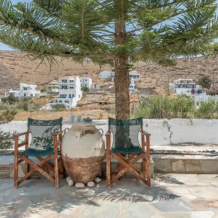 Mouria A * Kythnos
